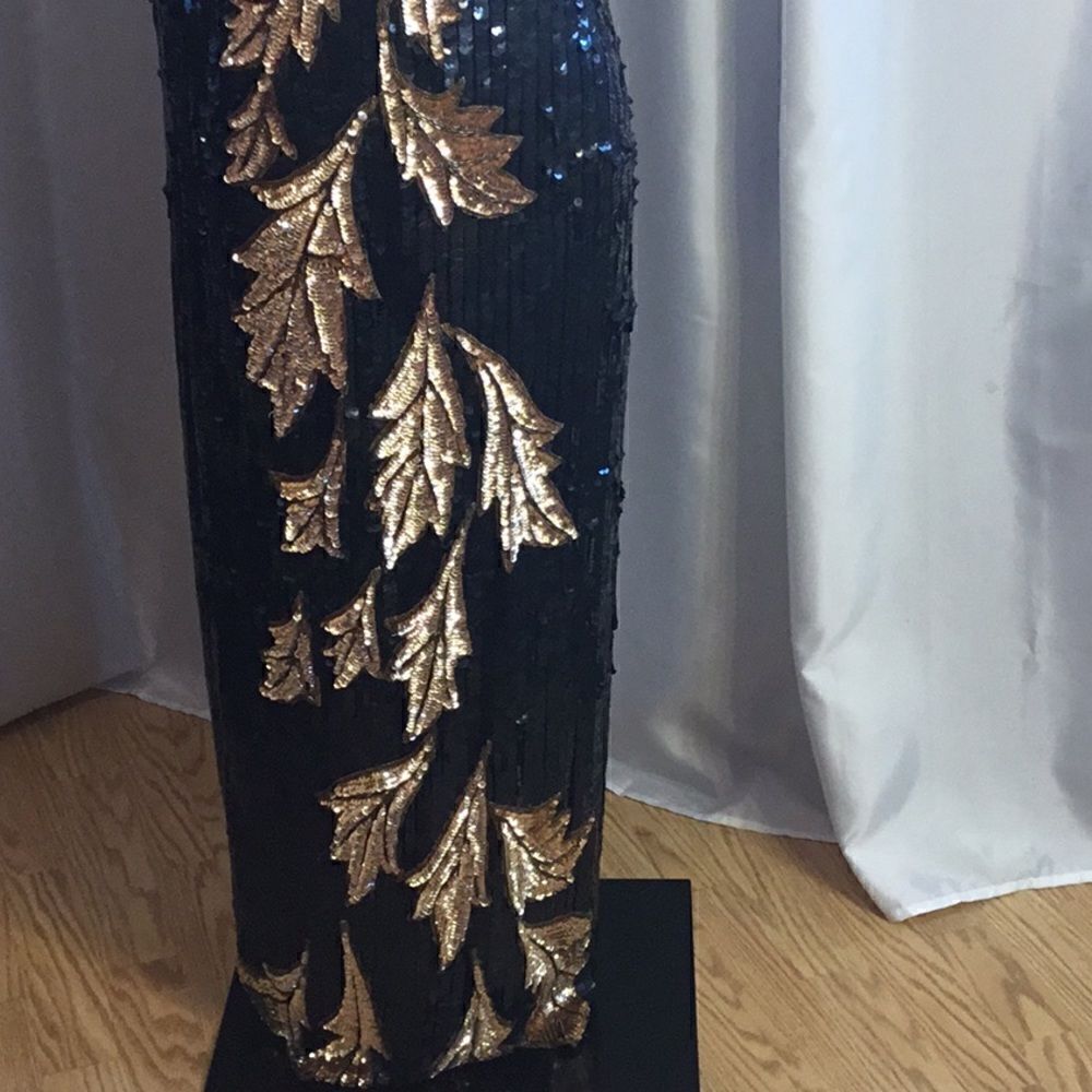 VINTAGE beaded & sequined gown in black & gold colors size medium - Picture 4 of 16